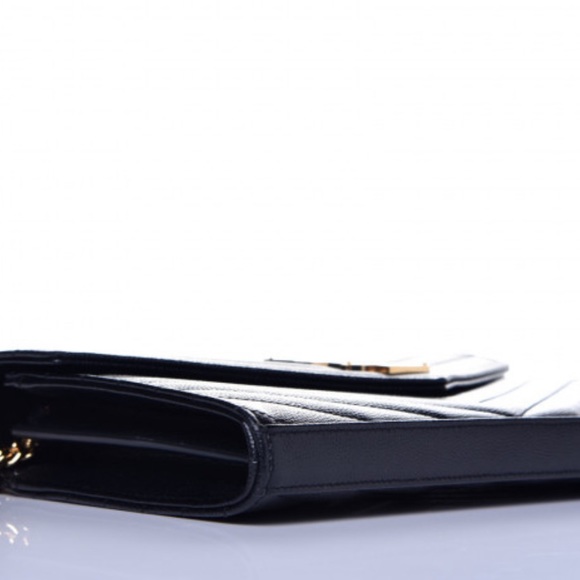 Grain De Poudre Matelasse Chevron Monogram Chain Wallet - Picture 3 of 12